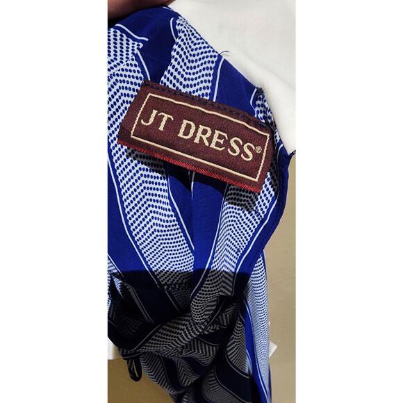 Vintage Dress - Picture 7 of 9